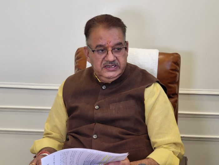 कृषि मंत्री गणेश जोशी ने की प्रेस कान्फ्रेस, कहा किसानों के कल्याण ओर आजीवका बढ़ाने के लिए धामी सरकार संकल्पबद्ध।