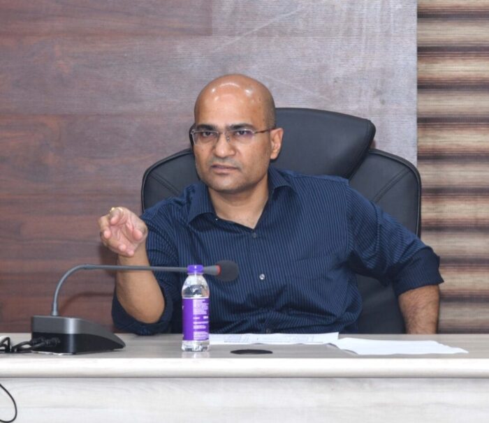 बोले आपदा प्रबंधन सचिव डॉ रंजीत ,नदियों का जलस्तर लगातार बढ़ रहा , इन तीनों जिलों को अलर्ट किया