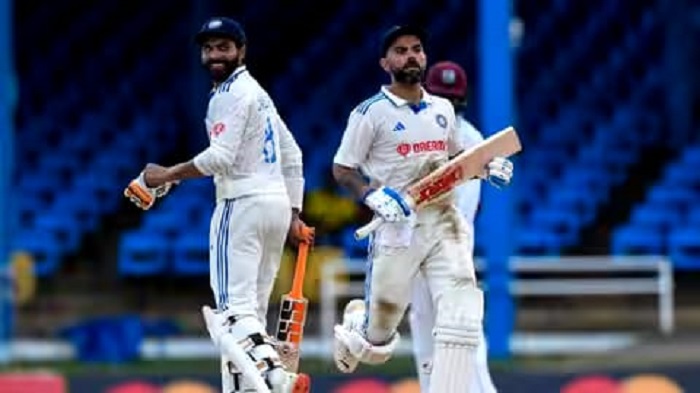 वेस्टइंडीज की मजबूत शुरुआत, विराट कोहली के शतक की बदौलत भारत ने बनाया 438 रन