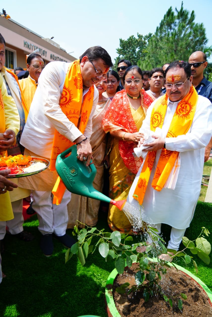 Chief Minister Shri Pushkar Singh Dhami along with BJP National President Shri J.P. Nadda gave the message of environment protection by planting saplings under the 'Meri Mati Mera Desh' program at Rishikul Ayurved College Campus, Haridwar.