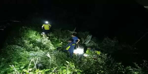 दिल्ली से मसूरी घूमने आए एक युवक की जॉर्ज एवरेस्ट पर पत्थर से पैर फिसलने से मौके पर ही मृत्यु हो गई