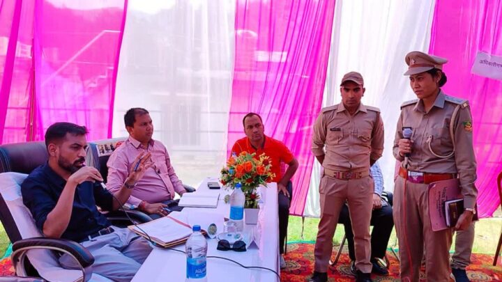 पौडी में खराब बिजली व्यवस्था से लोग परेशान, डीएम ने की कार्रवाई