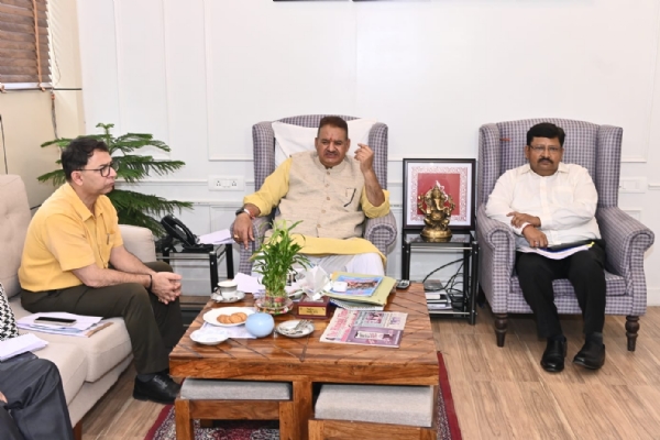 कृषि और उद्यान विभाग के अधिकारियों के साथ बैठक कर कृषि मंत्री ने किसानों के लिए जरूरी निर्देश दिए ,11 अगस्त को देहरादून में होगी किसान गोष्ठी