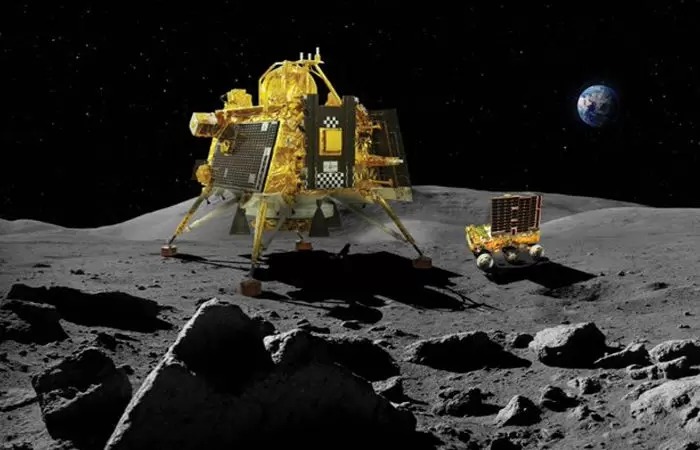 क्या आप जानते हैं चंद्रयान 3 चंद्रमा पर क्या करेगा? यह चंद्रमा से डेटा एकत्र करेगा और इसे इसरो को भेजेगा।