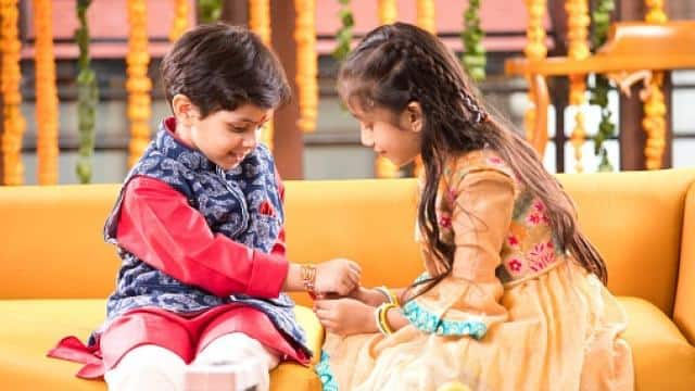 Rakhi festival celebrated with pomp, markets illuminated throughout the day
