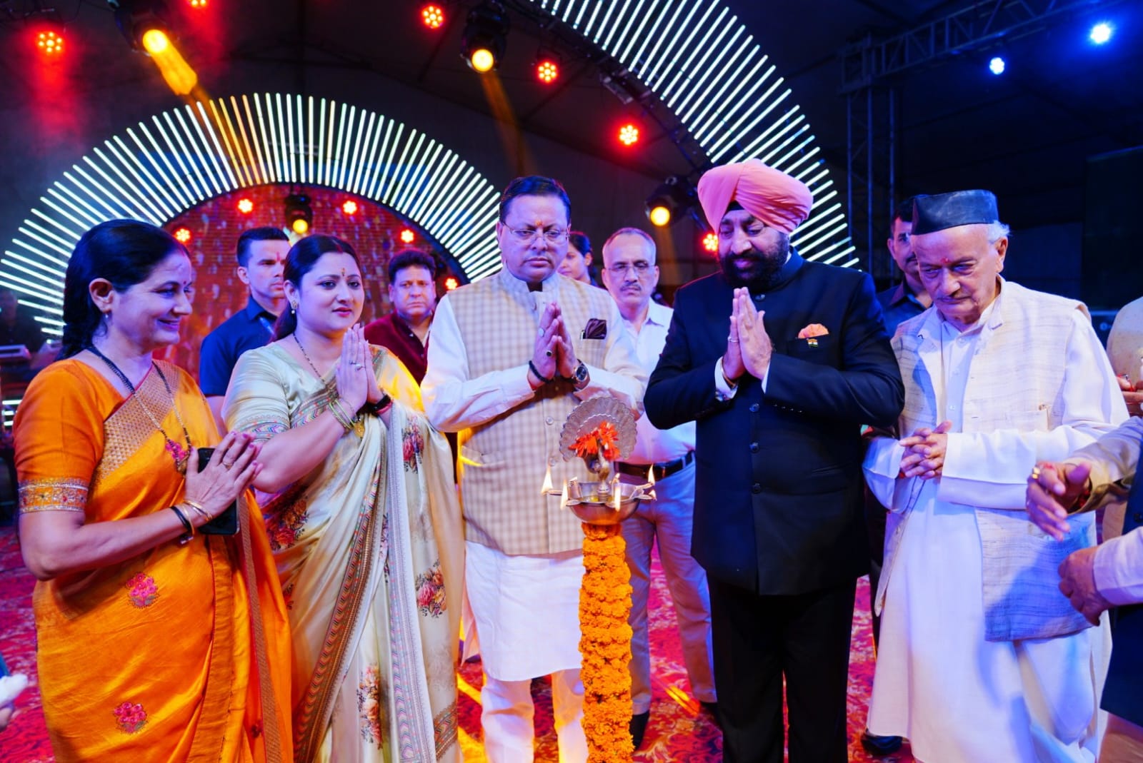 The Governor and the CM participated in the cultural evening organized in Police Line on Sri Krishna Janmashtami
