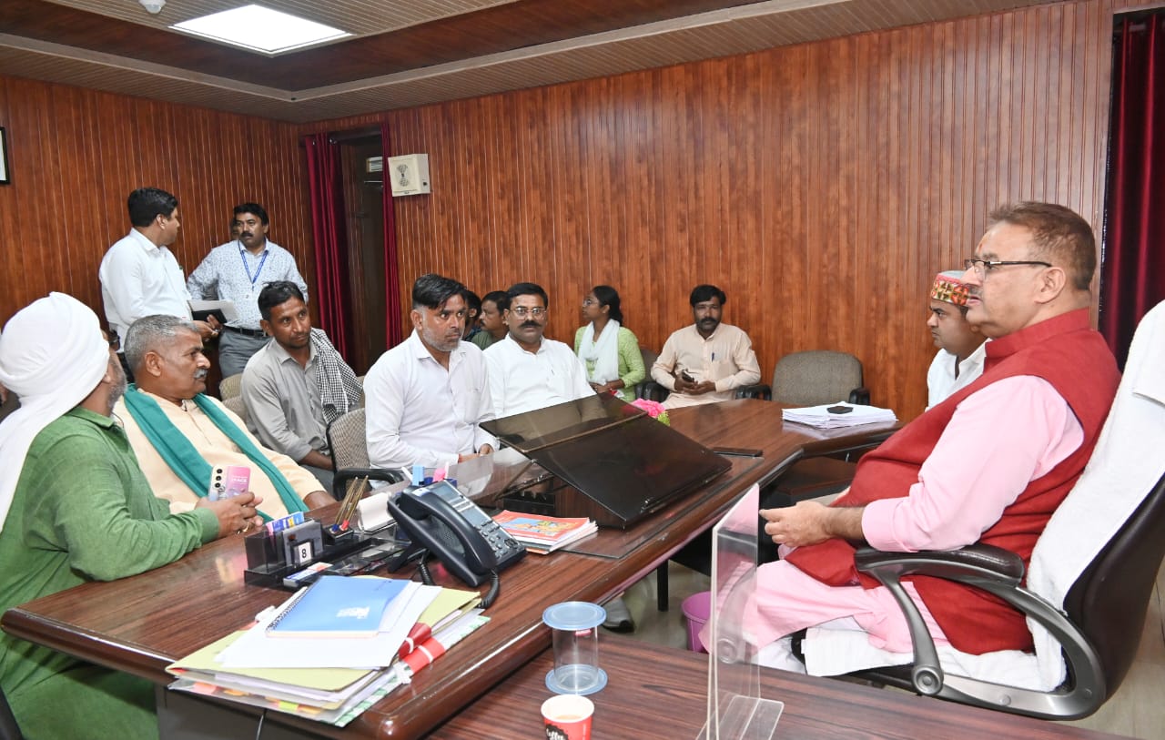 Farmers of Haridwar under the leadership of MLA Umesh Kumar met the Agriculture Minister.