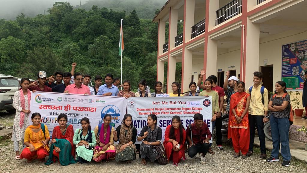 NSS volunteers launched plastic eradication and cleanliness campaign