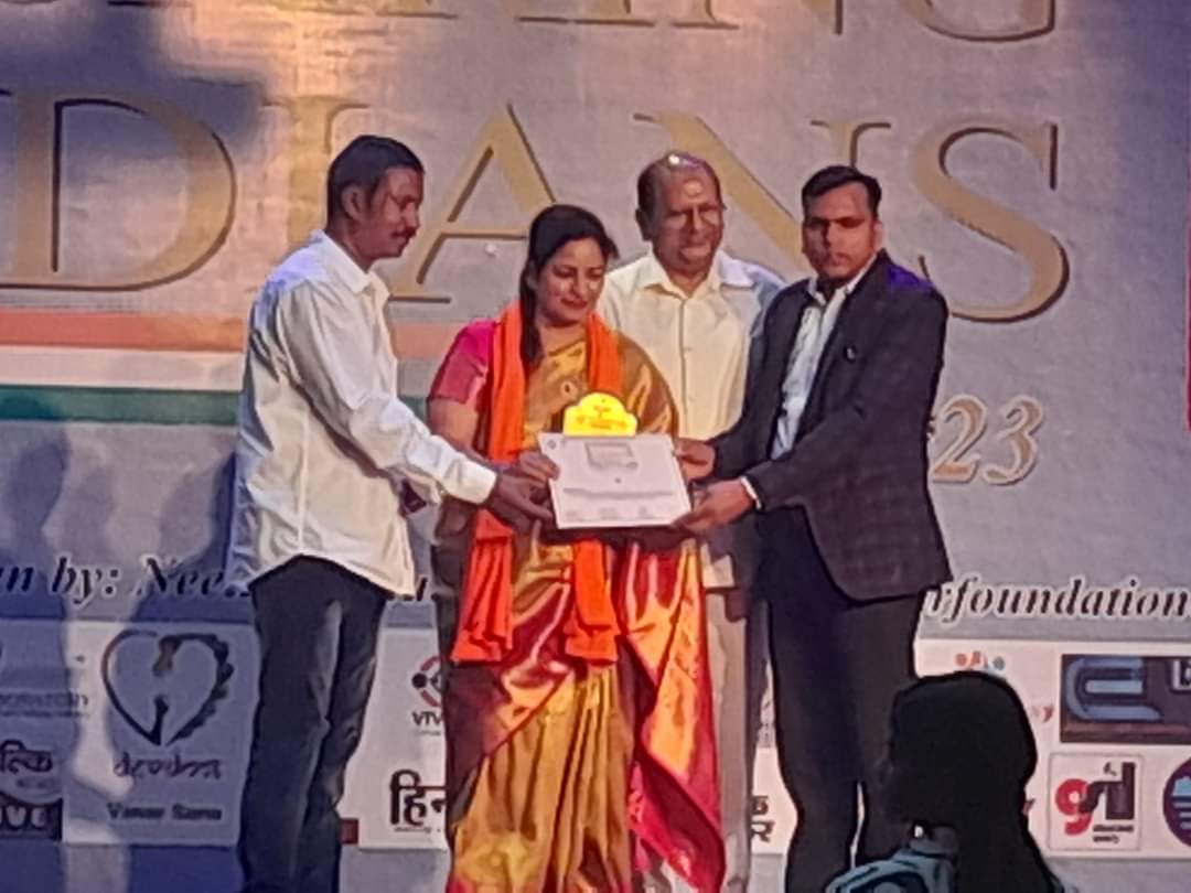  Ramanpreet Kaur received Inspiring Indian Award in Delhi