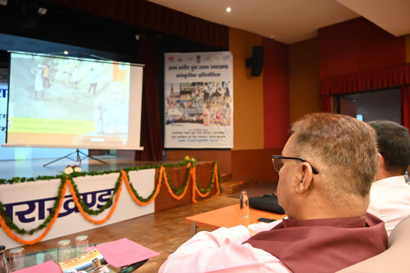 Minister Joshi said, Nainital's horse library is an example for the youth.