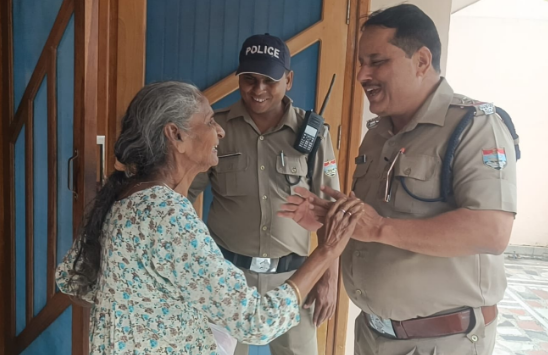 Doon Police reached the doorstep of the elderly