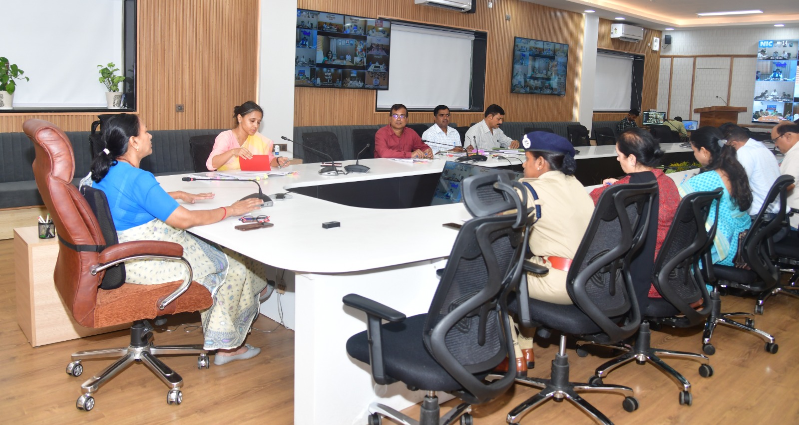 Instructions given to make Aadhaar card, ration card and Ayushman card for children freed from child labour.