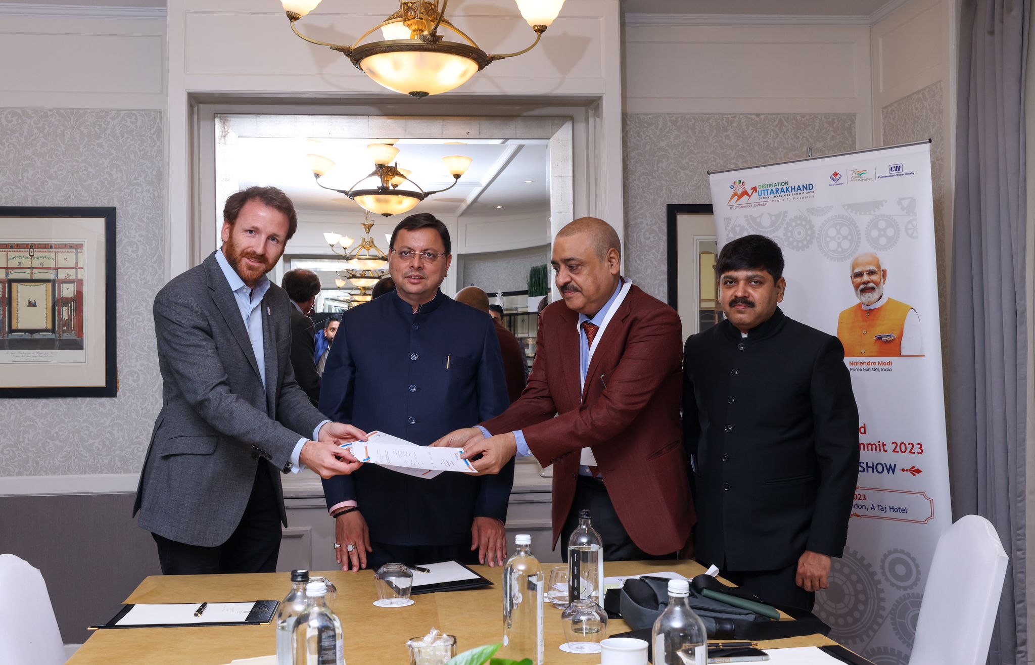 MOU worth Rs 2 thousand crore was signed with Poma Group in the presence of CM in the meeting held in London.