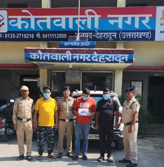 Doon Police gives strict warning to anti-social elements, reform or go to jail.
