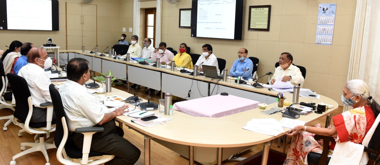 Gave a presentation related to the use of IT and new technologies in Raj Bhavan