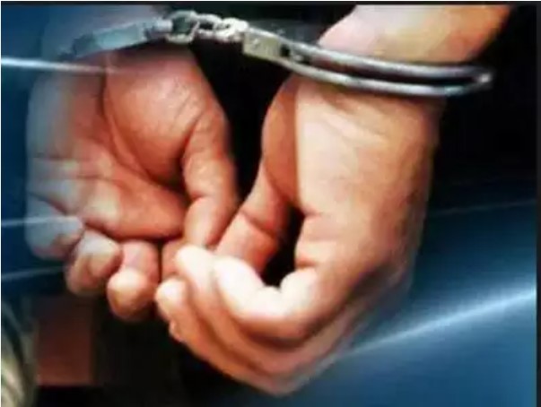 Case filed against two for cheating lakhs of rupees by posing as SOG officer
