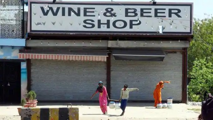 More than 50 imported wine shops closed