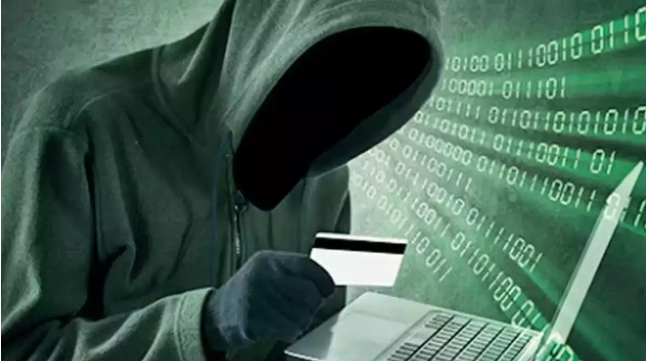 Thugs stole lakhs of rupees from woman's account