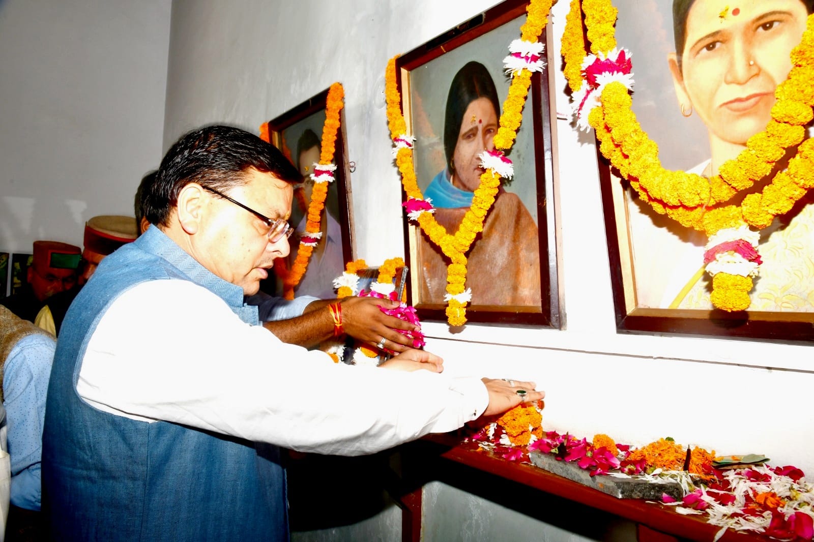 CM pays tribute to martyrs of statehood movement in Mussoorie