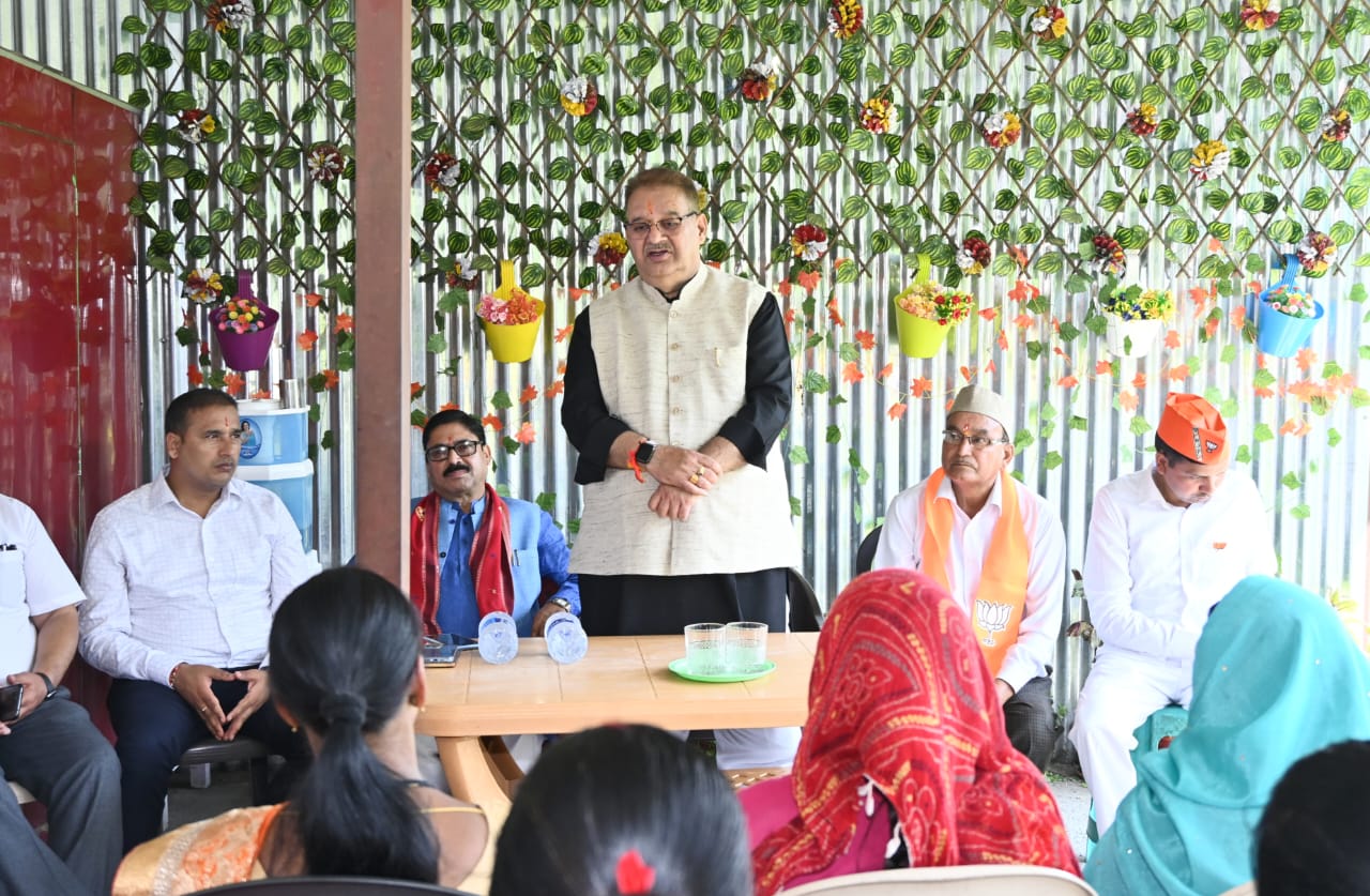 Cabinet Minister Ganesh Joshi addressed an election meeting at Laubanj village in Garud mandal regarding the upcoming by-election in Bageshwar on September 05.