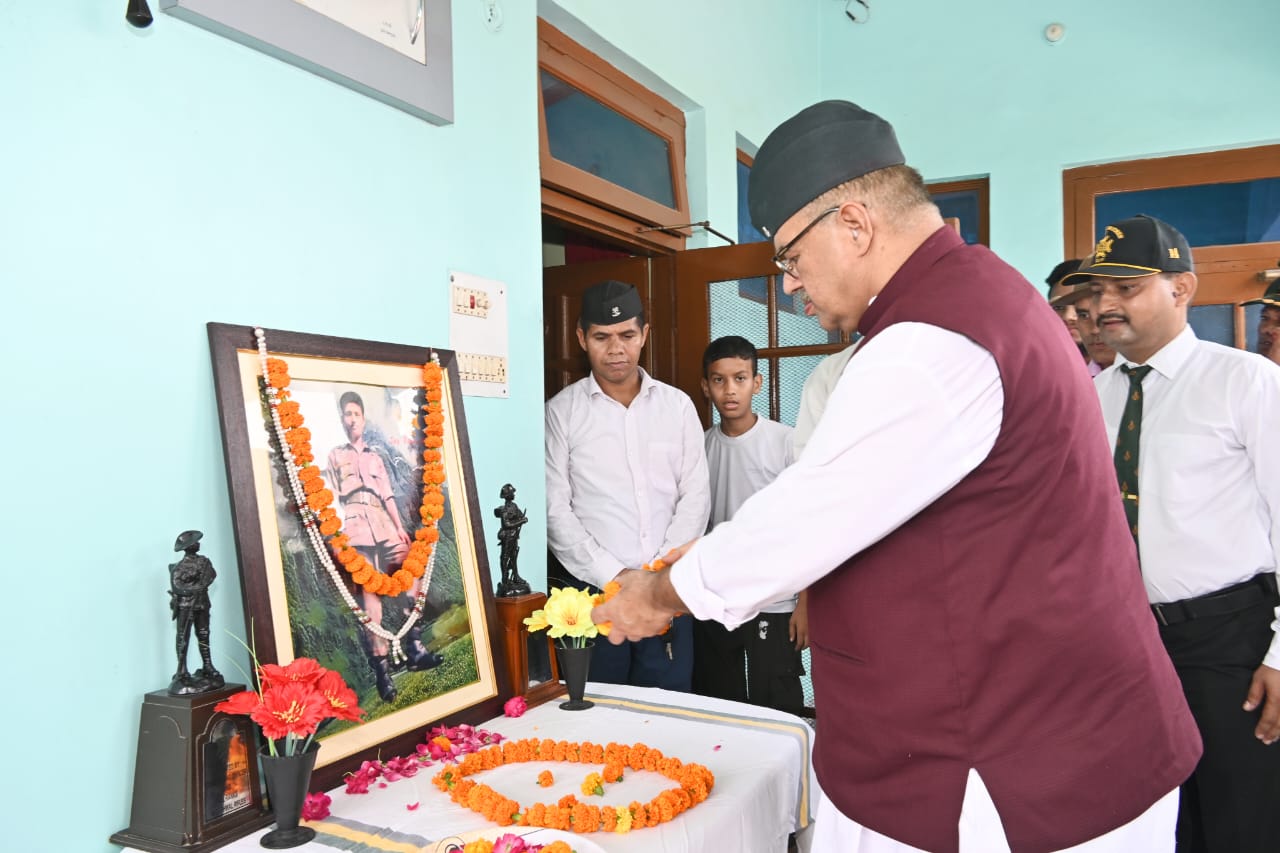 Sainik Welfare Minister Ganesh Joshi paid floral tributes to LosNaik Mohan Nath Goswami on his martyrdom day.