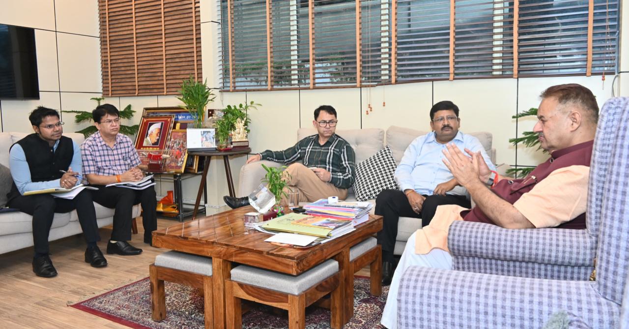 Agriculture Minister Ganesh Joshi held a meeting with departmental officials regarding Shri Anna Mahotsav.