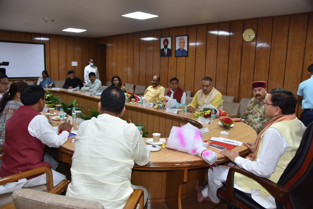 The State Agitating Horizontal Reservation Bill was approved in the cabinet meeting.