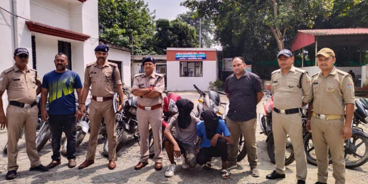 Four arrested including two minors in vehicle theft, ten bikes recovered
