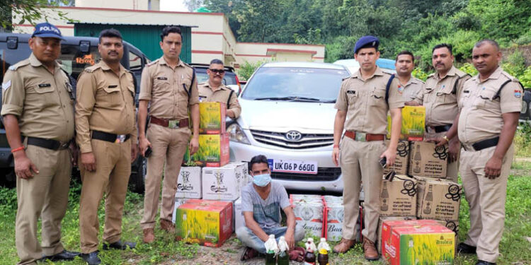 Four arrested including two minors in vehicle theft, ten bikes recovered