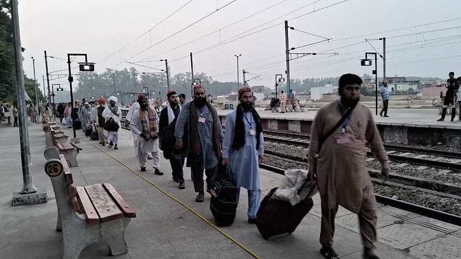 Pilgrims from Pakistan arrived to participate in the annual Urs.