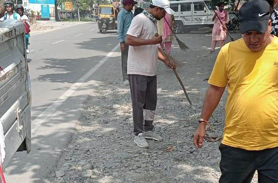 Fear of dengue: 40 workers engaged in cleaning campaign