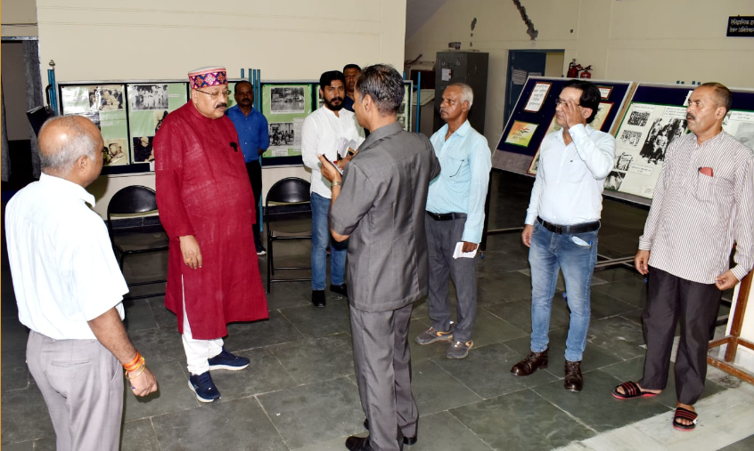 Maharaj conducts surprise inspection of State Archives