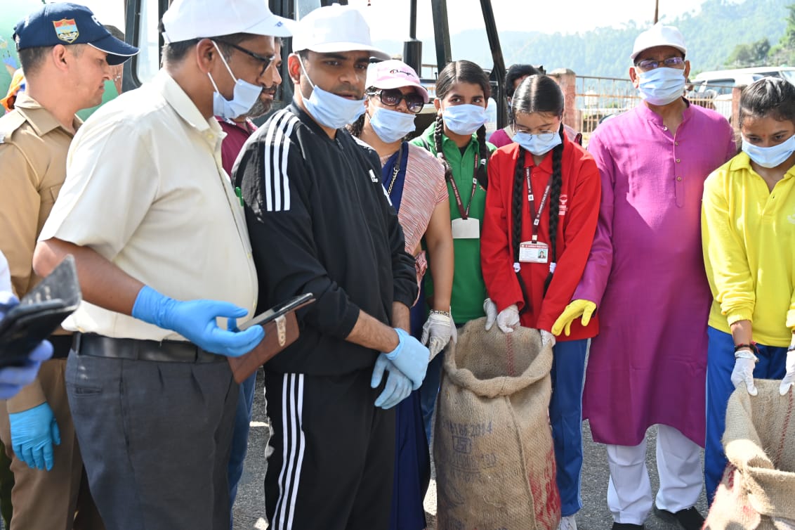 One hour comprehensive cleanliness campaign was conducted