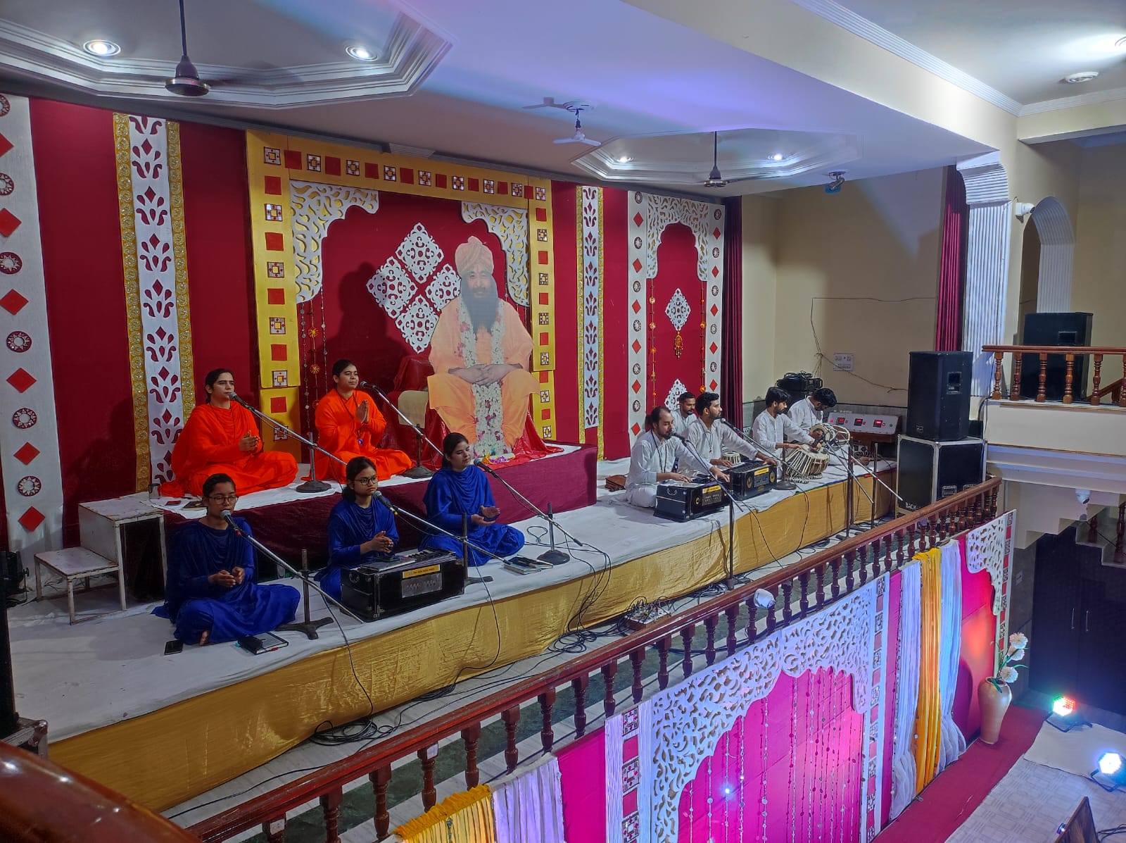 Life is a theatre, everyone plays their role: Bharti