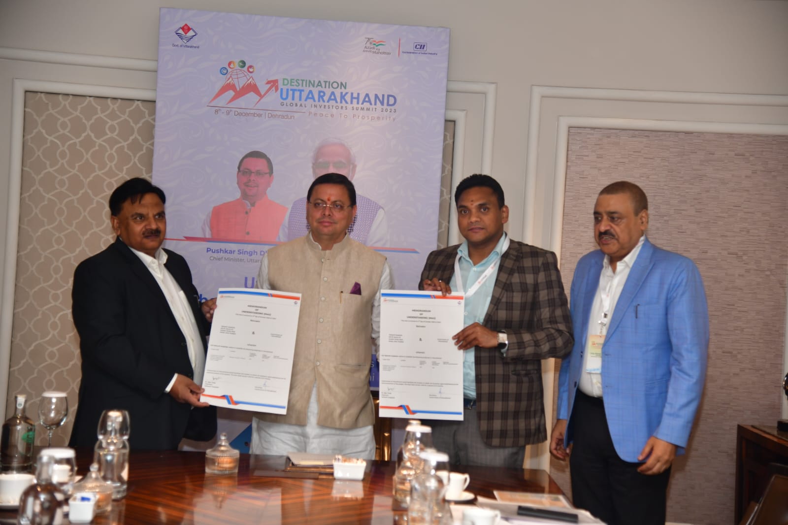 MoUs worth about Rs 19385 crores were signed in the road show of Global Investor Summit.