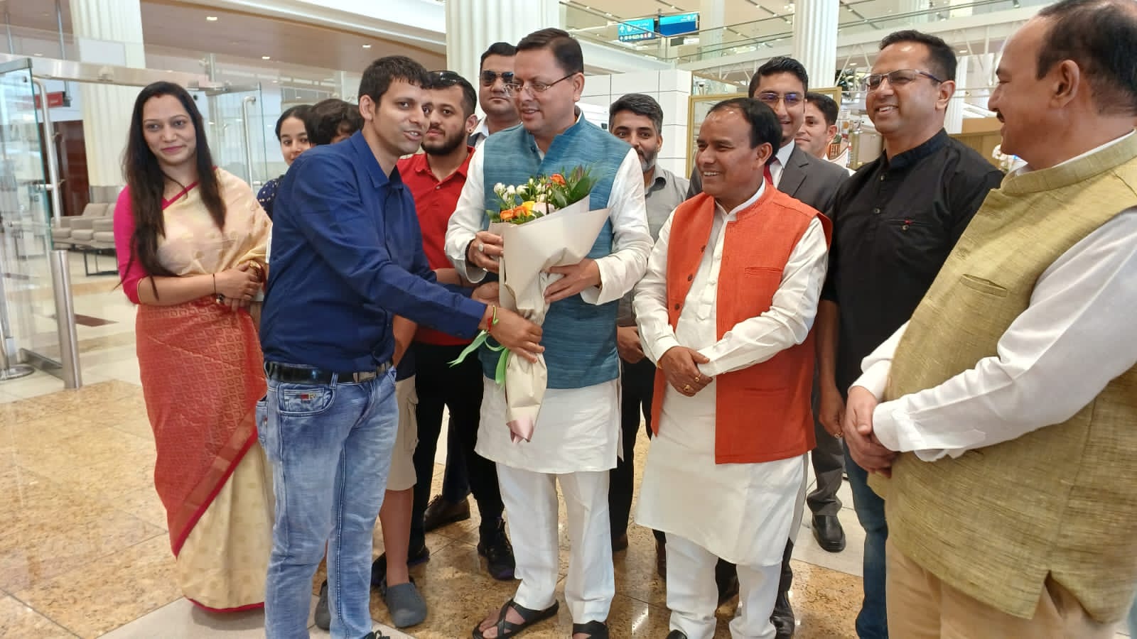 CM on visit to Dubai and Abu Dhabi to invite investors to Global Investors Summit