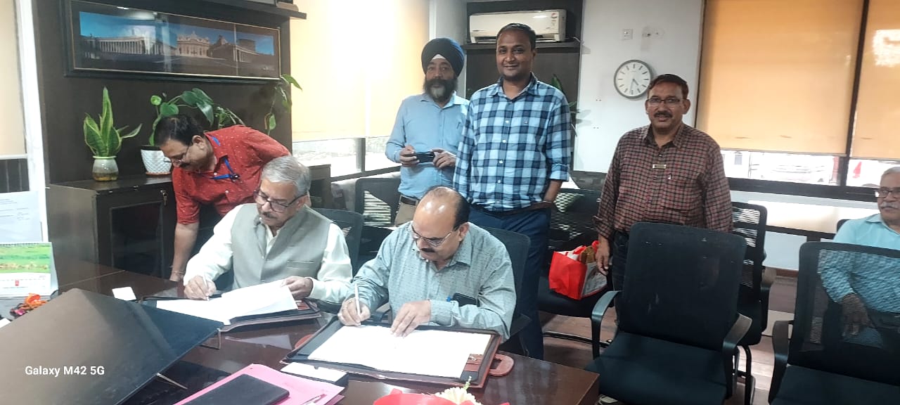 THDCIL and GMVN sign MoU to set up electric vehicle charging station for Chardham Yatra route