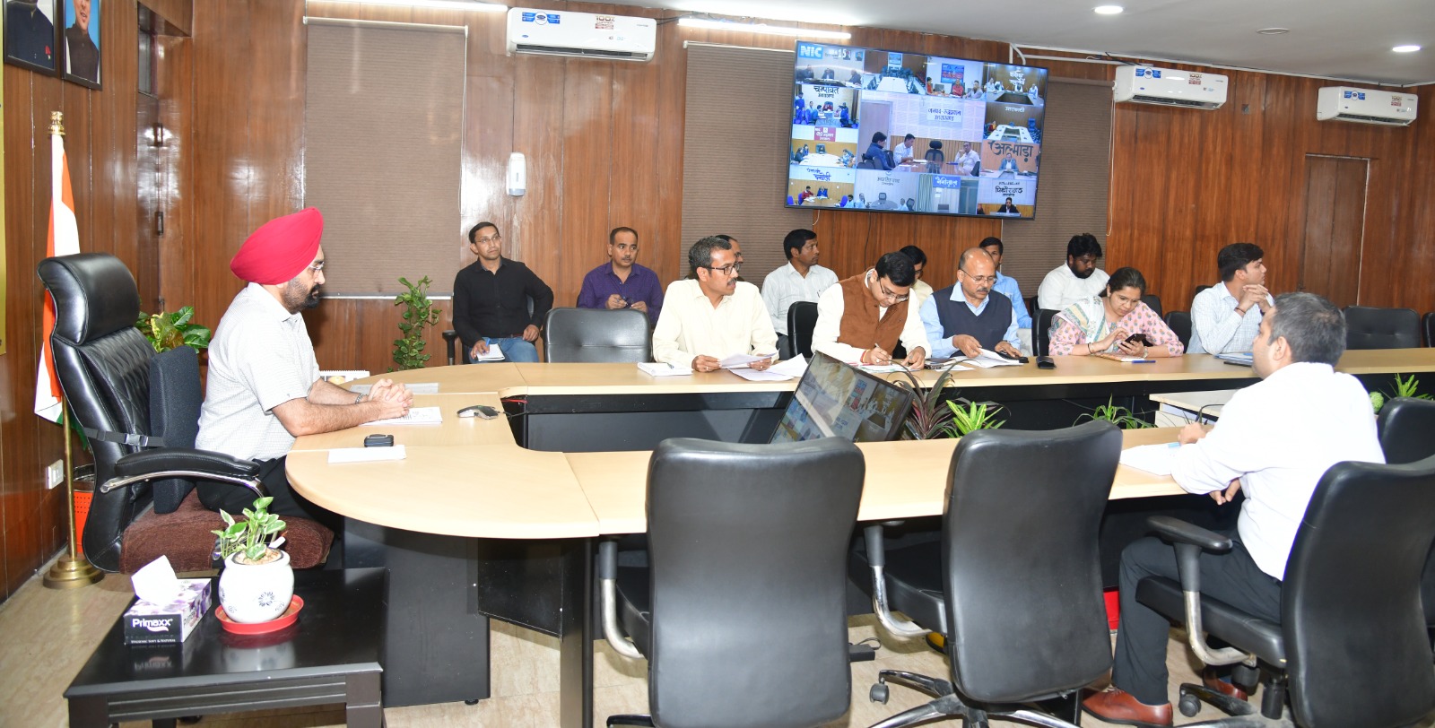 Reviewed the progress made in making public properties available for citizens' use.