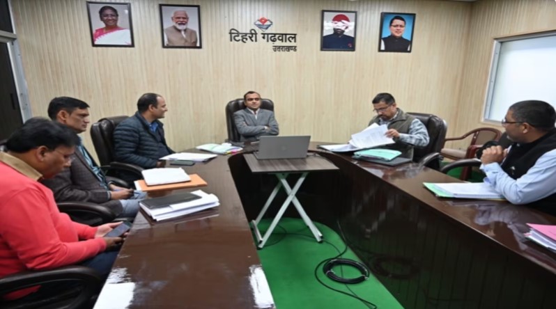 DM took a meeting regarding the establishment of Kanji House for the management of destitute abandoned cows.