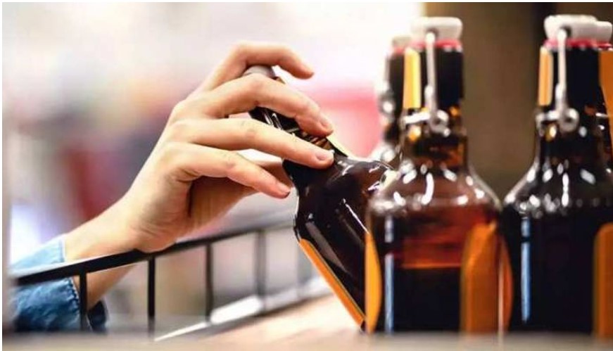 Sale of liquor from 51 departmental stores in the capital