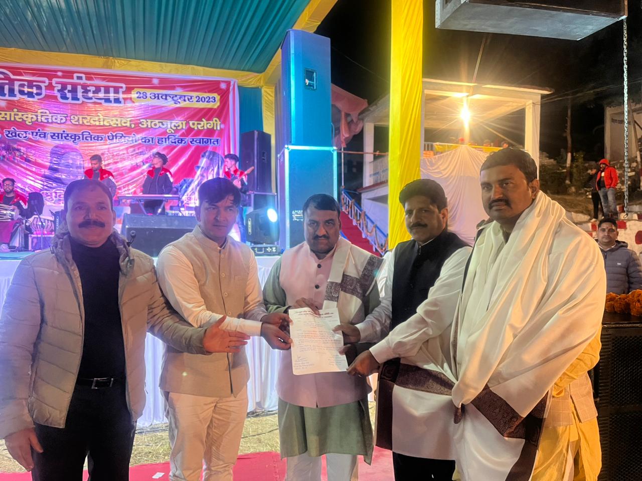 State President of BJP OBC Morcha participated in the evening program at Athjula Sports and Cultural Autumn Festival Parogi.