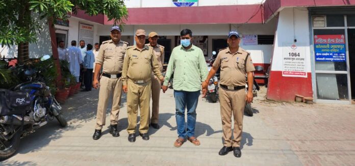 Fake DM who cheated lakhs in the name of providing job arrested