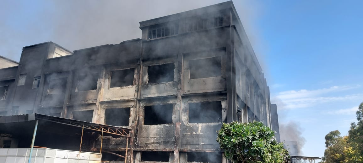 Massive fire breaks out in factory, loss estimated at crores