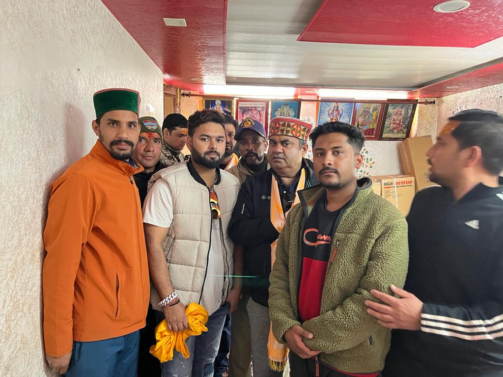 Indian cricket team's star player Rishabh Pant had darshan of Lord Badrivishal.