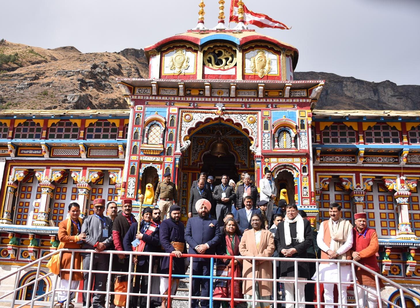 President Draupadi Murmu had darshan of Lord Badri Vishal