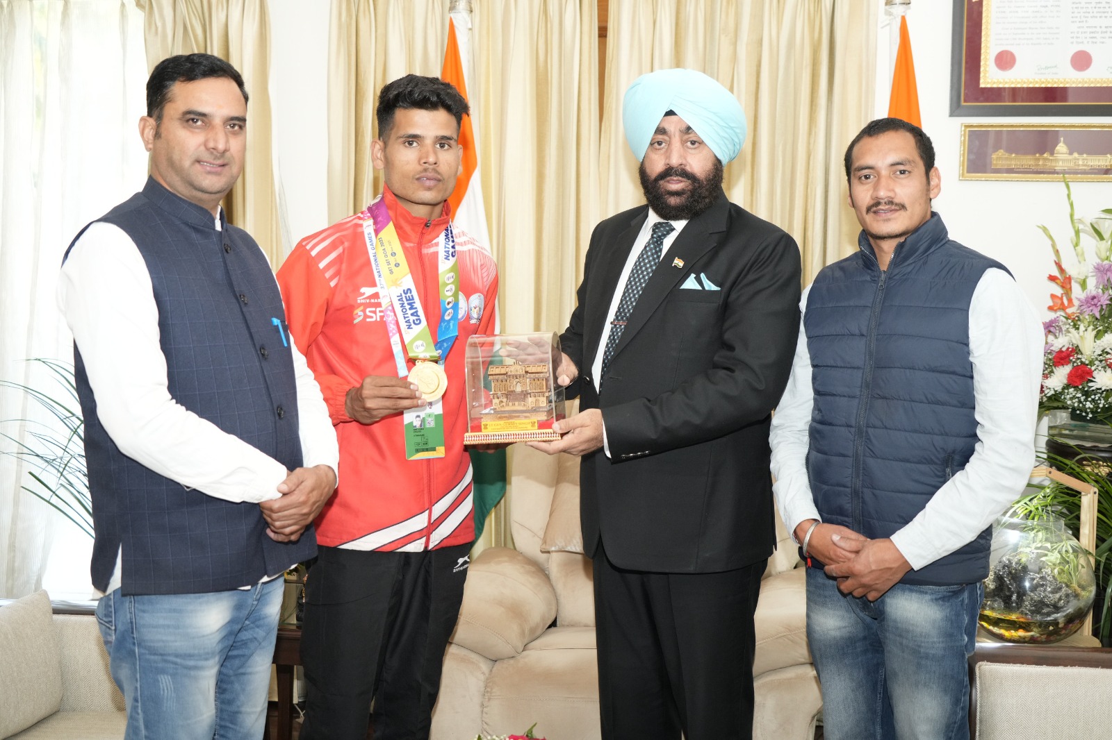 Young athlete Ankit Kumar met the Governor