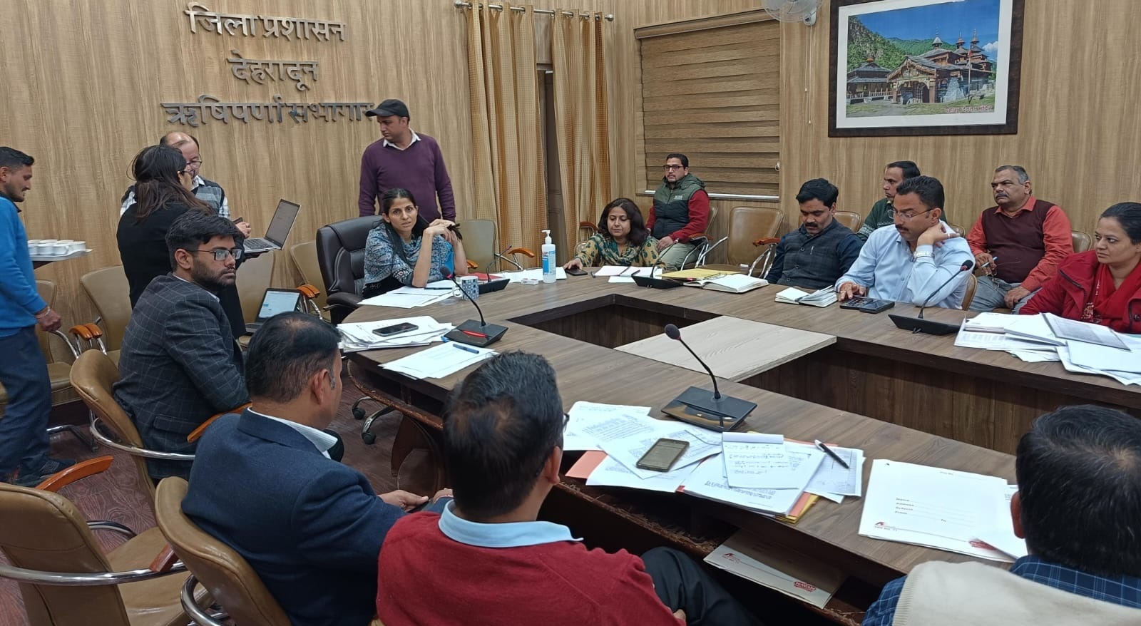 The deprived and deserving people should benefit from public welfare schemes: DM