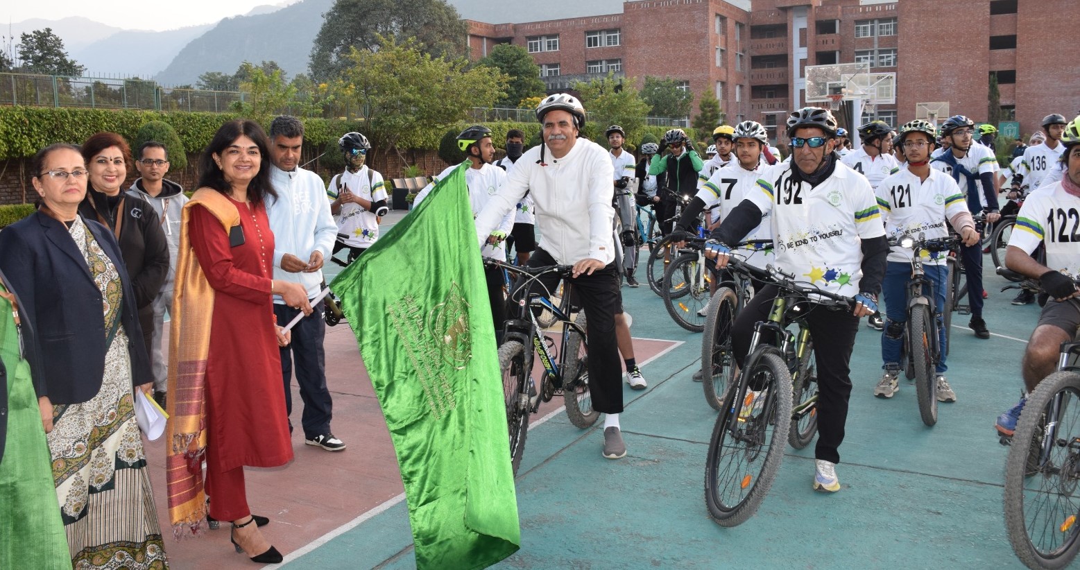 Sarthak Pundir won gold fitness in cyclothon organized by DPS,