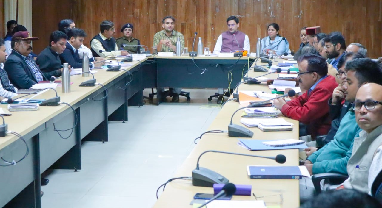 It is important for public representatives to have information about development plans: Saurabh