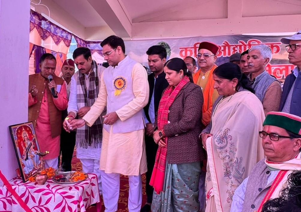 Fair is also a center of knowledge along with entertainment: Bahuguna